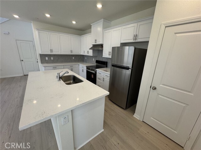 Building Photo - 15993 Alamo Ct