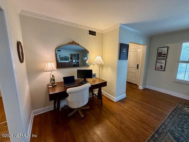 Building Photo - 7104 Catalonia Ave