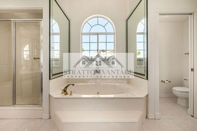 Building Photo - 15848 E Brodiea Dr