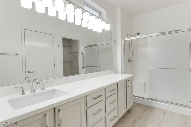 Building Photo - 2084 Tiger Links Dr