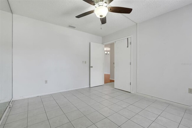 Building Photo - 3112 S Semoran Blvd