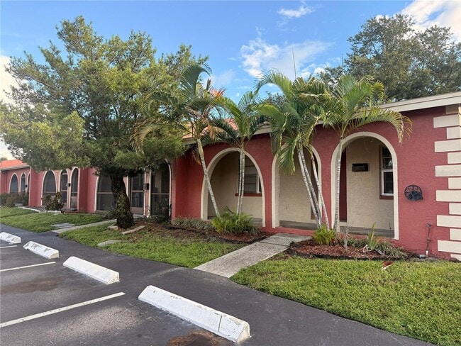 Building Photo - 6380 Bonnie Bay Cir N