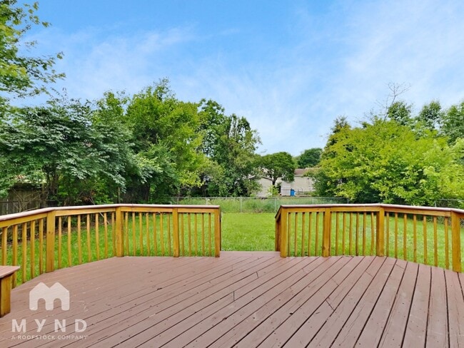 Building Photo - 3035 Falcon Bridge Dr