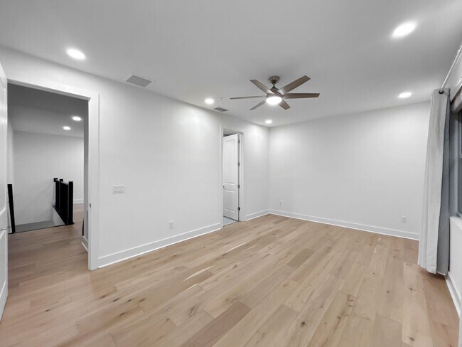 Building Photo - Luxury Coastal Townhome w/ Water Views + Resort Amenities – Seminole 3beds + 3bath