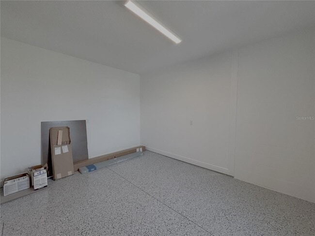 Building Photo - 6360 SW 82nd Pl