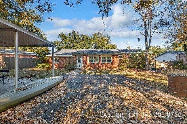 Building Photo - 102 Richter Dr