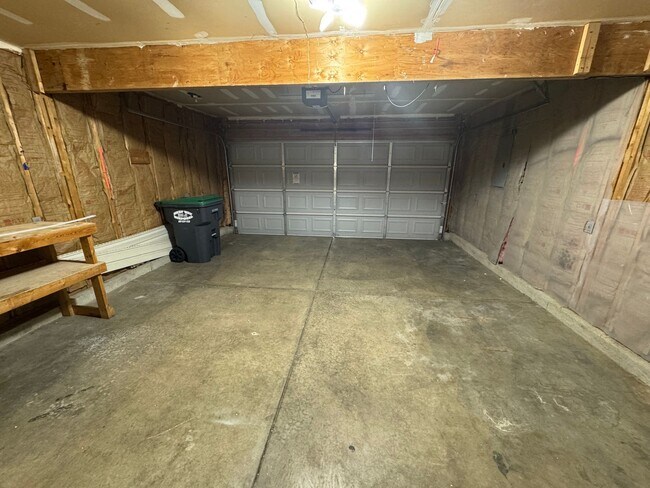 Building Photo - 1209 Porchester Ln