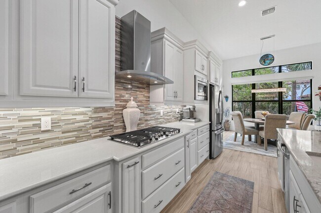 Building Photo - 9368 Cantal Cir E