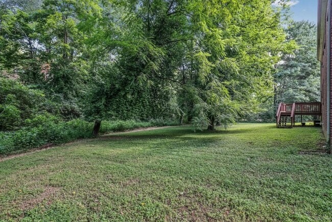 Building Photo - Well Appointed 4BR Home in Brentwood