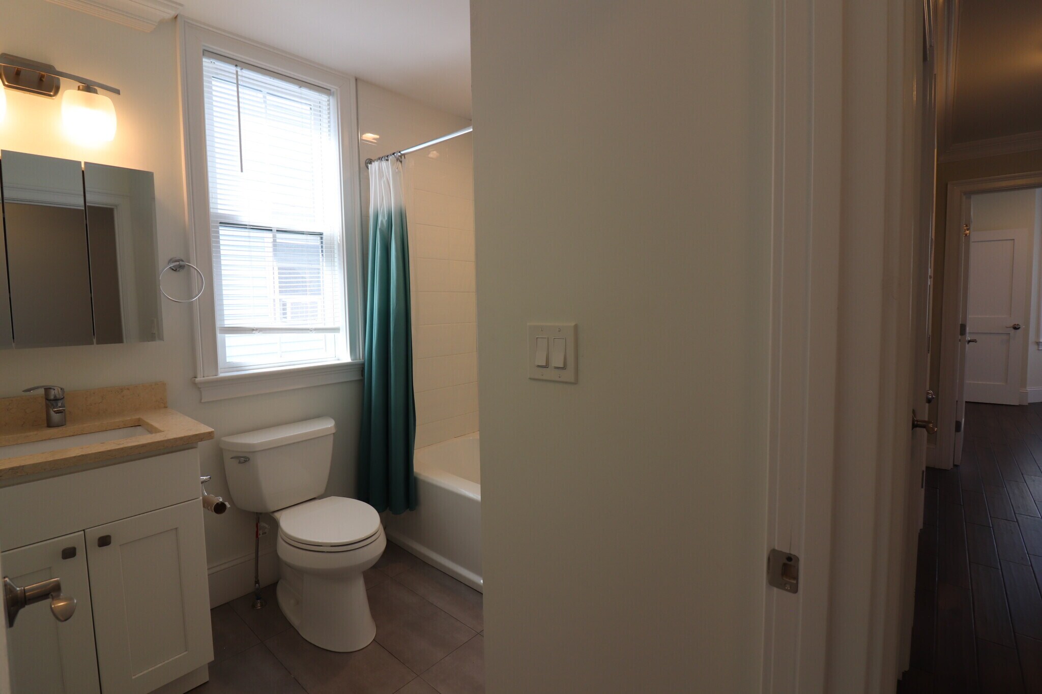 Building Photo - 140 Minden St