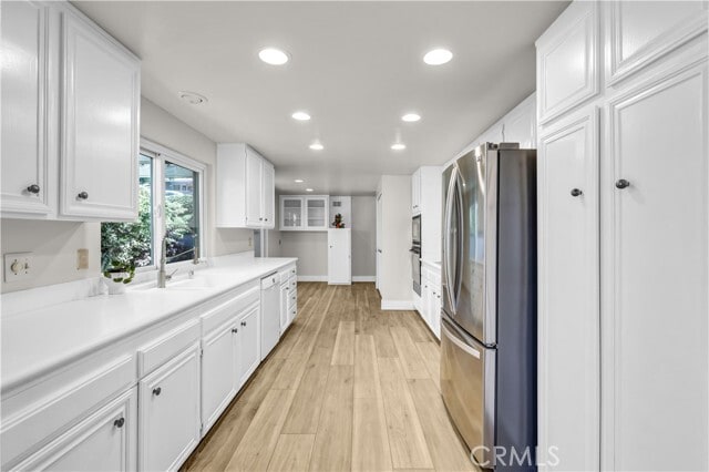 Building Photo - 17 Valley View