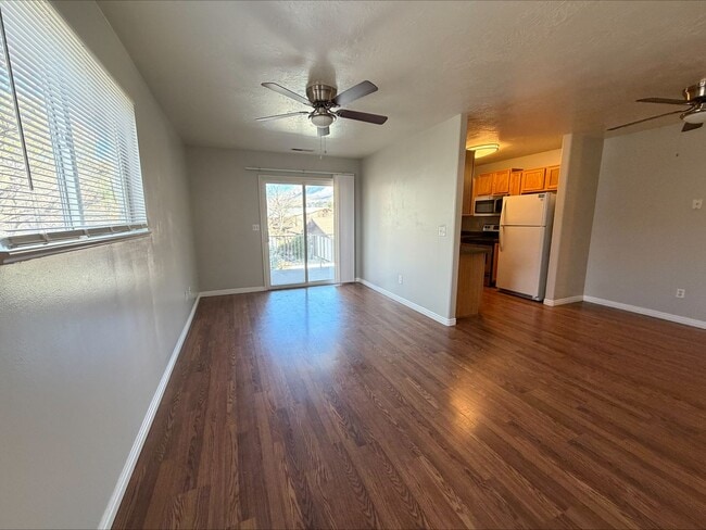 Building Photo - Limited Time Move-In Special! $800 Rent Credit!  2 Bed 1 Bath Condo in Ogden – Available Now!