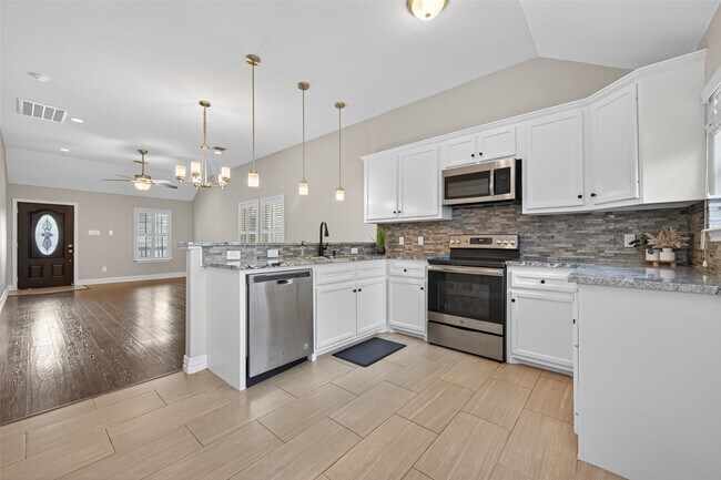 Building Photo - 2509 Moreau St