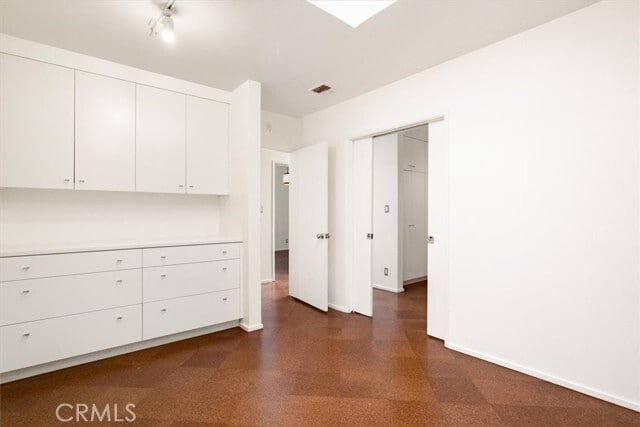 Building Photo - 3946 Alta Mesa Dr