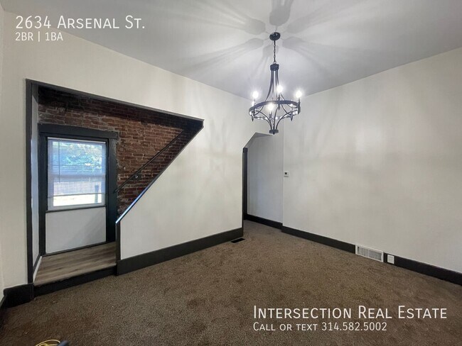 Building Photo - 2634 Arsenal St