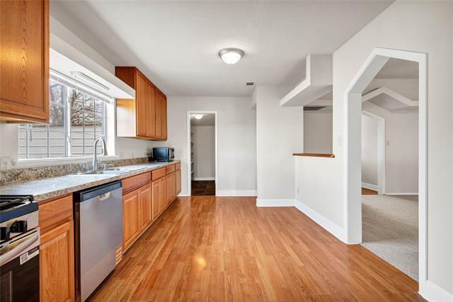 Building Photo - 1322 N Powell Pkwy