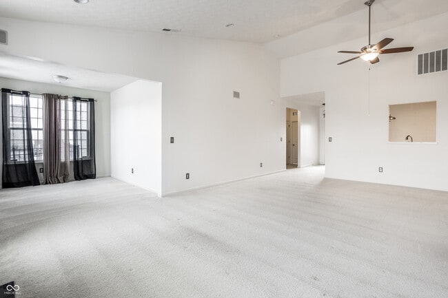 Building Photo - 3394 Roundlake Lane