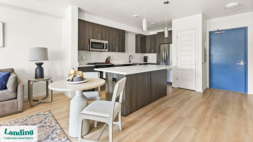 Building Photo - 11505 NE Yacht Harbor Dr