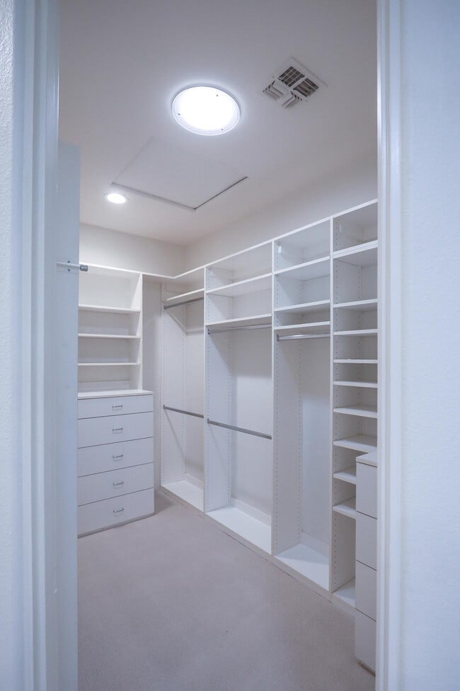 Building Photo - 48295 Casita Dr