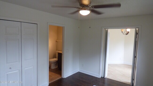 Building Photo - 5615 San Juan Ave