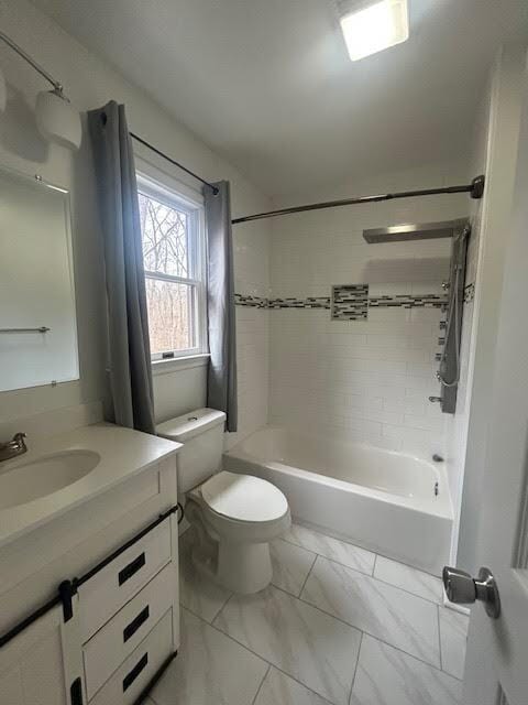 Building Photo - 4-Bed Retreat with Vaulted Ceilings & Covered Porch, close to the Shenandoah River in Front Royal