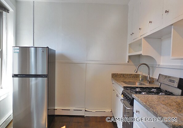 Building Photo - 106 Willow St