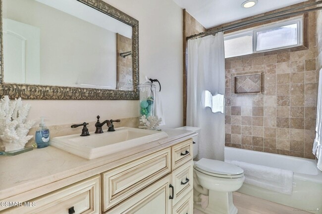 Building Photo - 1714 Sandal Wood Pl