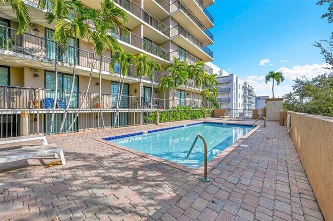 Building Photo - 1690 SW 27th Ave