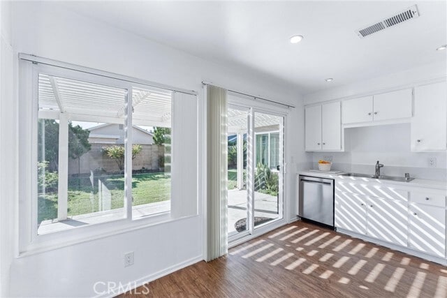Building Photo - 14882 Groveview Ln
