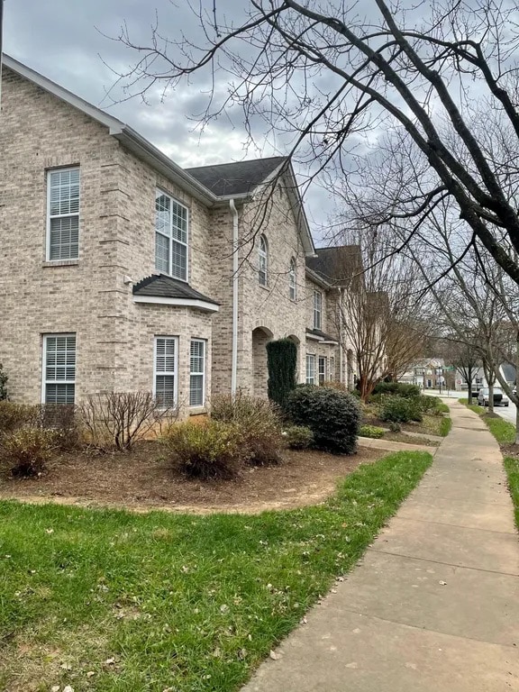 Building Photo - Room in Townhome on Autumn Mist Dr