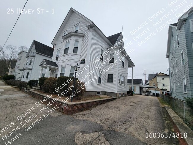 Building Photo - Super Spacious 4 bedroom 2 bath 2 levels o...