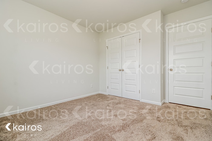 Building Photo - 104 Scots Pne Ct