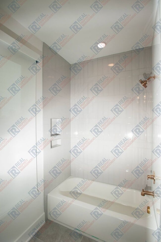 Building Photo - For Rent – Modern, Eco-Friendly Smart Home in Durham, NC