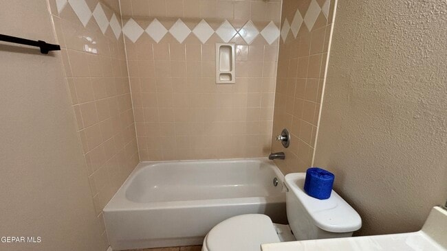 Building Photo - 12266 Tierra Loma Rd