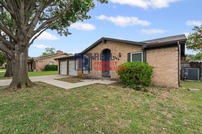 Building Photo - Beautiful 3 Bed-2 Bath Home in a Great Loc...