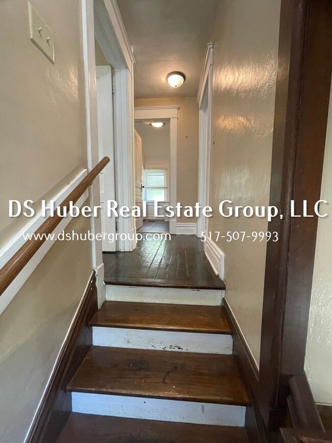 Building Photo - 132 S Magnolia Ave