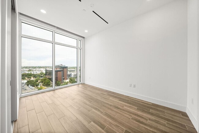 Building Photo - 123 Lexington Ave