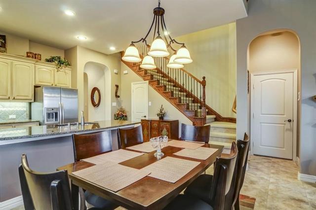 Building Photo - 2005 Loma Alta Dr