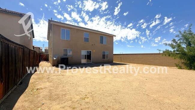 Building Photo - 9495 Apricot Ct