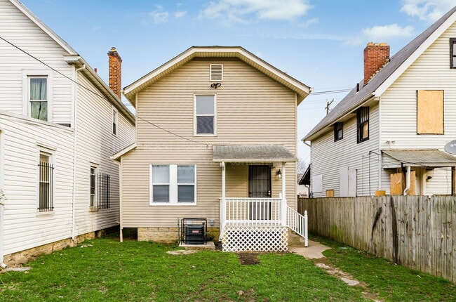 Building Photo - 1215 Sullivant Ave