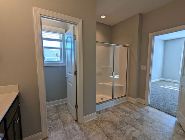 Building Photo - 46 Yellow Pne Ln