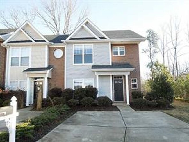 Primary Photo - Dawsonville Townhome - 3 bed/2.5 Bath - Gr...