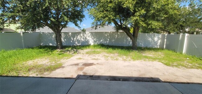Building Photo - 1800 Rufus King Dr