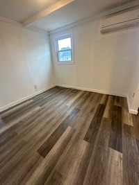 Building Photo - Lakeview Ave