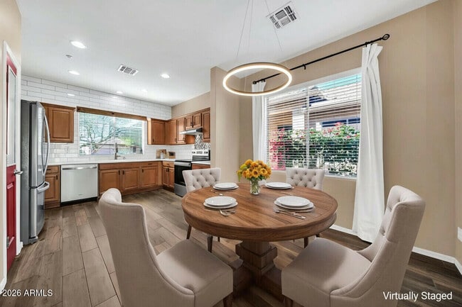 Building Photo - 1834 W Owens Way