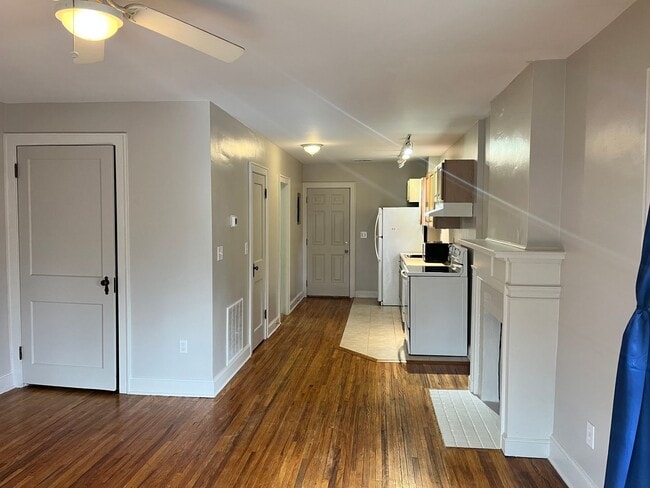 Building Photo - MS E Main Apartments