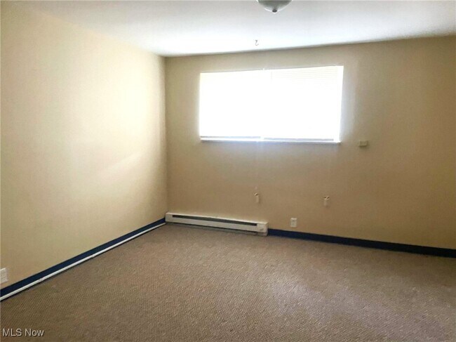 Building Photo - 2809 Sunset Blvd