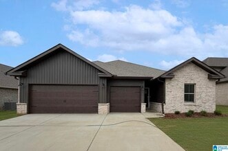 Building Photo - 17969 Longleaf Dr