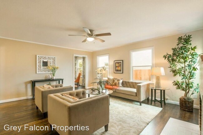 Building Photo - 2 br, 1 bath House - 3342 San Carlos Way