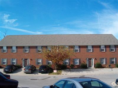 Building Photo - 2832-2836 Ryan Cir